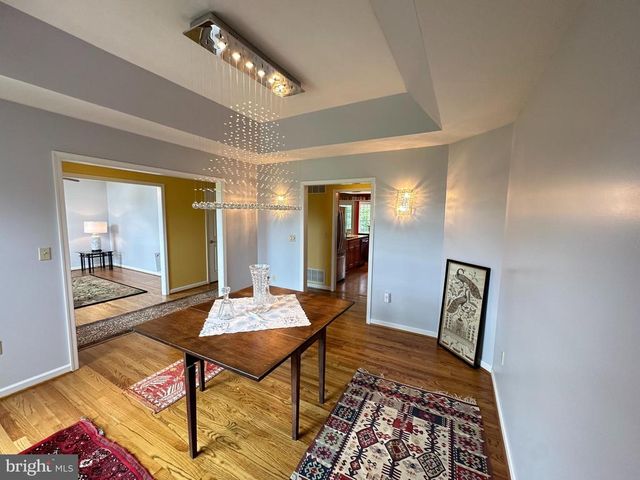 825 PARKVIEW ESTATES RD, Luray, VA 22835