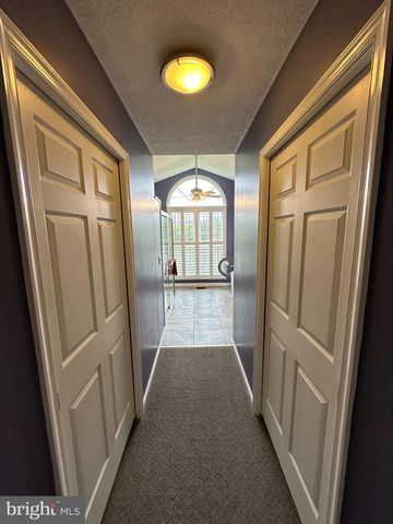 825 PARKVIEW ESTATES RD, Luray, VA 22835
