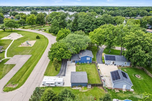 883 Holiday Drive, Lake Holiday, IL 60548