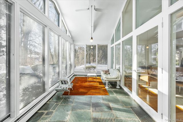 20 Henhawk Road, Great Neck, NY 11024