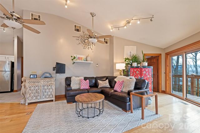 12 Shady Lane, Candler, NC 28715