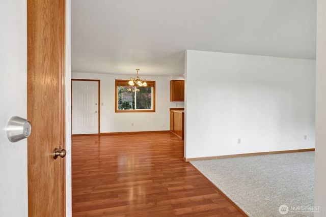 811 Vine Cir, Lynden, WA 98264
