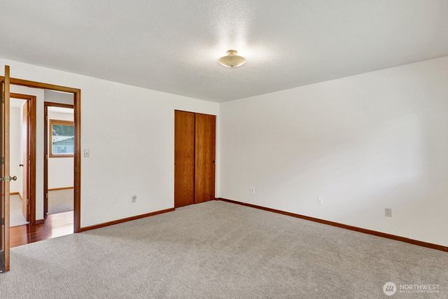 811 Vine Cir, Lynden, WA 98264