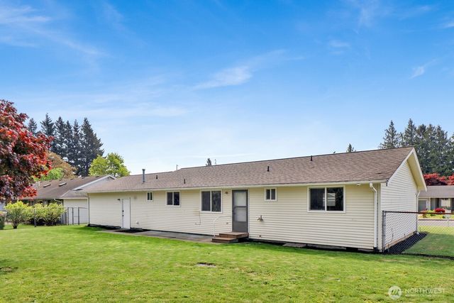 811 Vine Cir, Lynden, WA 98264