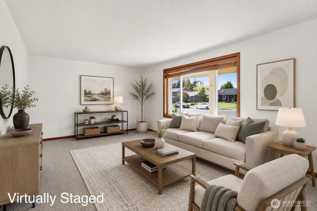 811 Vine Cir, Lynden, WA 98264