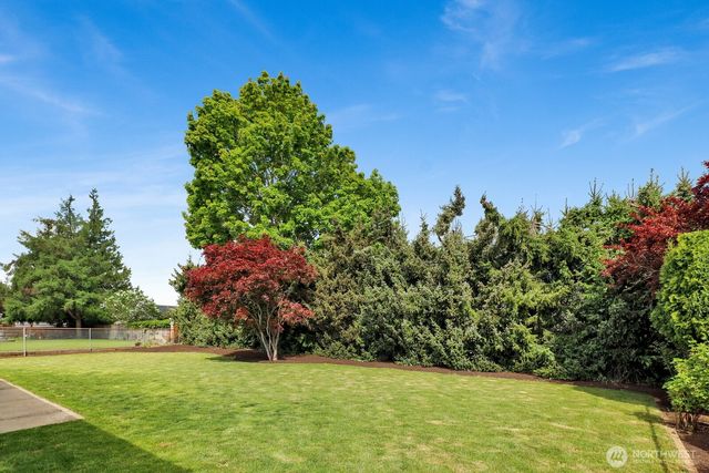 811 Vine Cir, Lynden, WA 98264