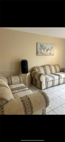 9340 W Flagler St 104B, Miami, FL 33174