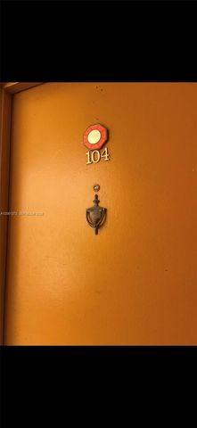 9340 W Flagler St 104B, Miami, FL 33174