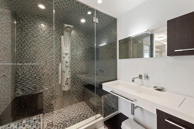 1040 Biscayne Blvd 4403, Miami, FL 33132