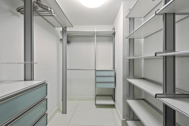 1040 Biscayne Blvd 4403, Miami, FL 33132