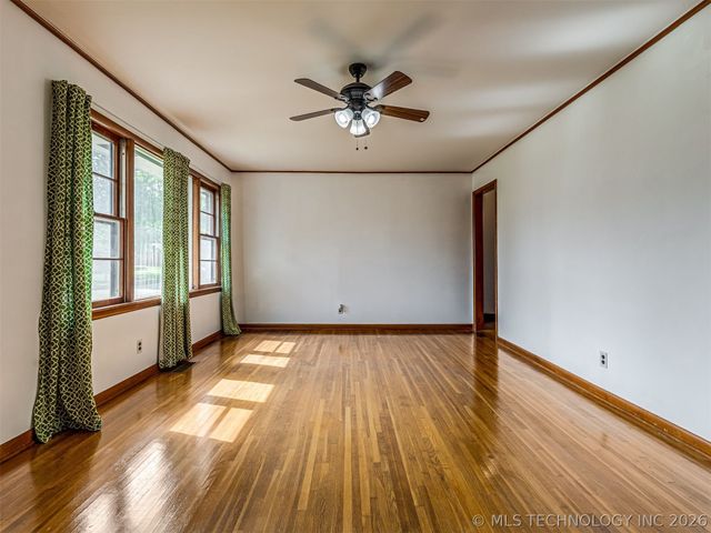 2152 S 77th East Avenue, Tulsa, OK 74129