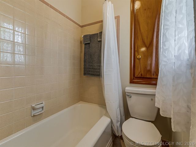 2152 S 77th East Avenue, Tulsa, OK 74129