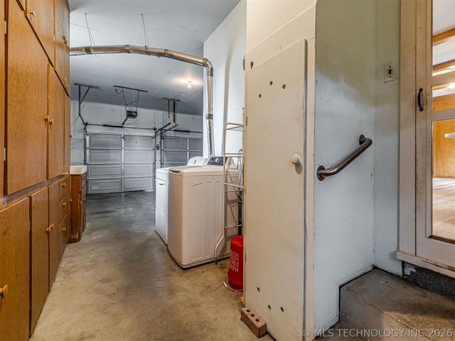 2152 S 77th East Avenue, Tulsa, OK 74129