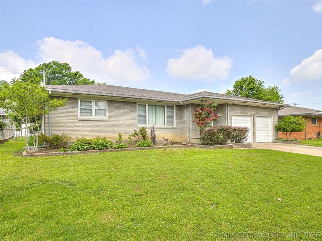 2152 S 77th East Avenue, Tulsa, OK 74129