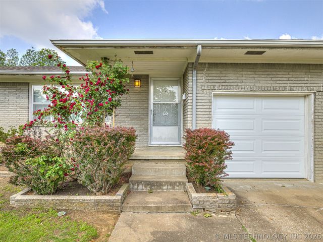 2152 S 77th East Avenue, Tulsa, OK 74129