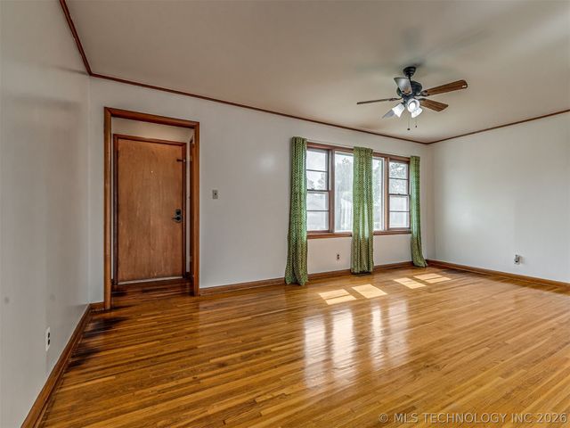 2152 S 77th East Avenue, Tulsa, OK 74129