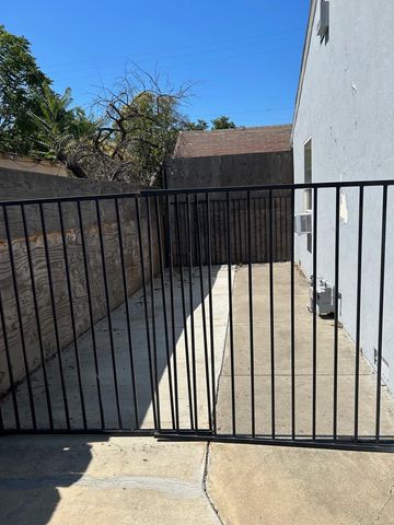 747 Oso St, Stockton, CA 95206