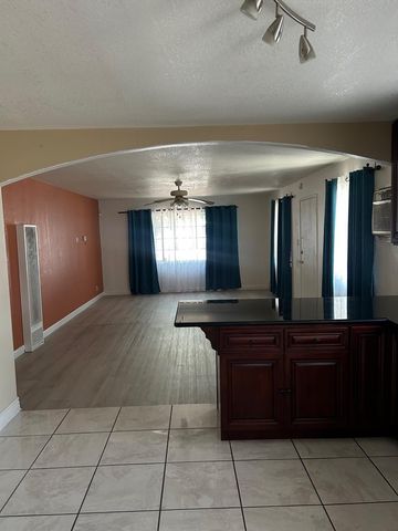 747 Oso St, Stockton, CA 95206
