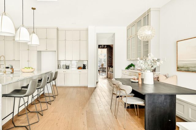 5309 Laguna Cliff LN, Austin, TX 78734