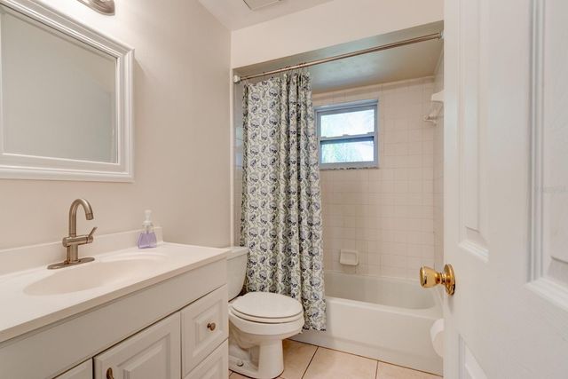 712-714 OAKWOOD AVENUE, New Smyrna Beach, FL 32169