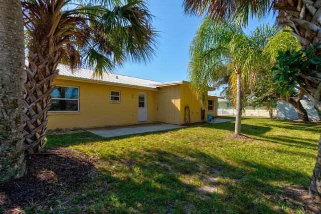 712-714 OAKWOOD AVENUE, New Smyrna Beach, FL 32169