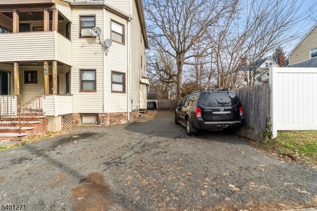 768 Park Ave, East Orange City, NJ 07017