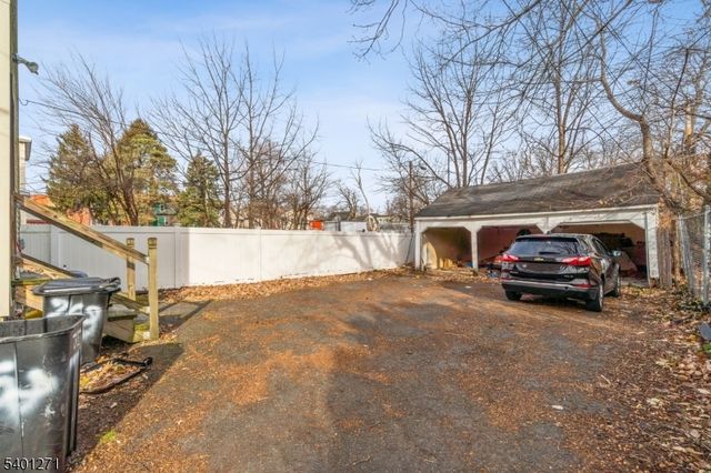 768 Park Ave, East Orange City, NJ 07017