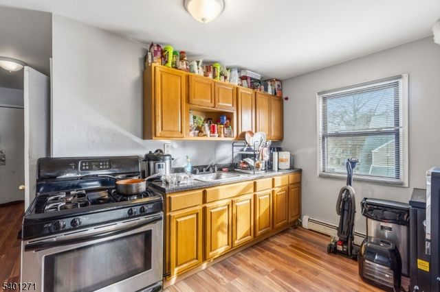 768 Park Ave, East Orange City, NJ 07017