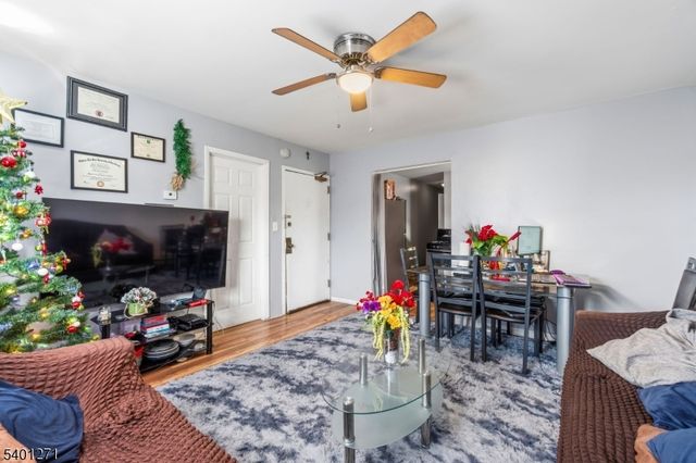 768 Park Ave, East Orange City, NJ 07017