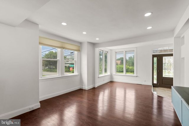 800 NORTHPOINT RD, Baltimore, MD 21224