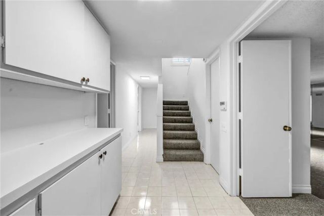 3334 Oak Glen, Los Angeles, CA 90068