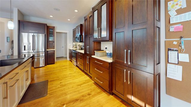 4581 N WOODS Drive, Erie, PA 16511