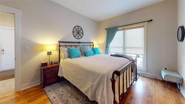 4581 N WOODS Drive, Erie, PA 16511