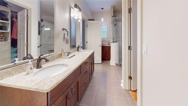 4581 N WOODS Drive, Erie, PA 16511