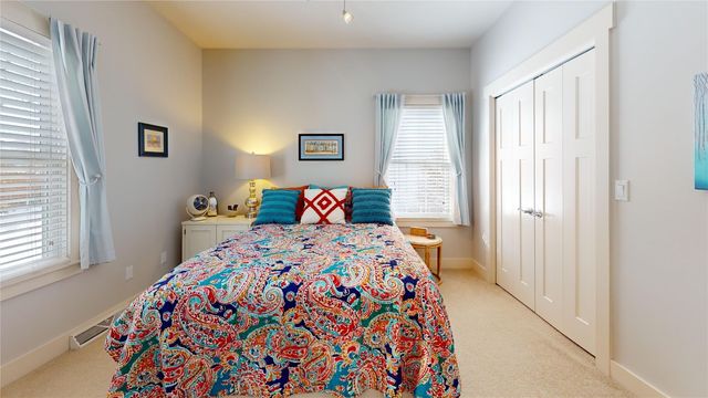 4581 N WOODS Drive, Erie, PA 16511