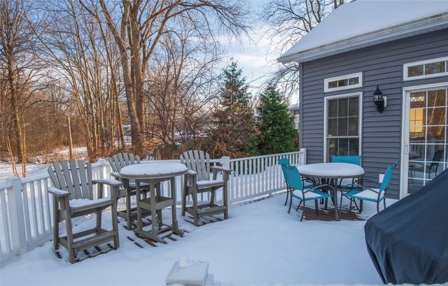 4581 N WOODS Drive, Erie, PA 16511