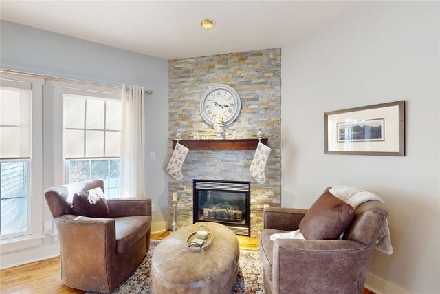 4581 N WOODS Drive, Erie, PA 16511