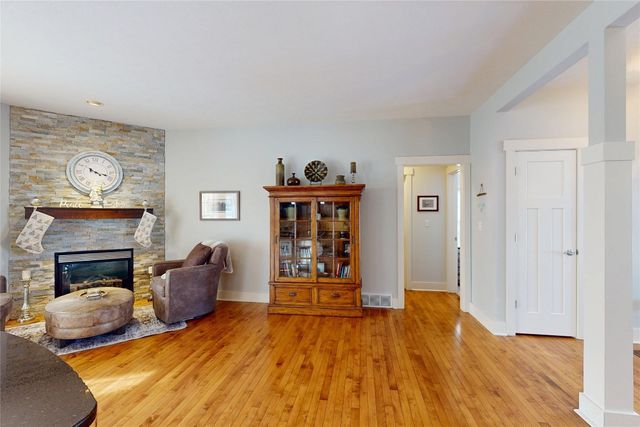 4581 N WOODS Drive, Erie, PA 16511