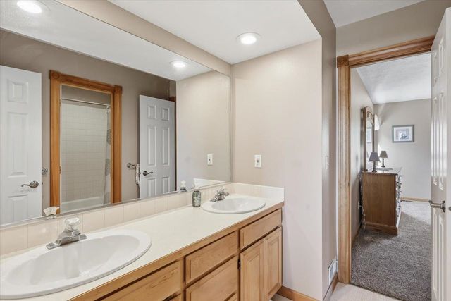 21710 N Saddle Mountain Ln, Colbert, WA 99005
