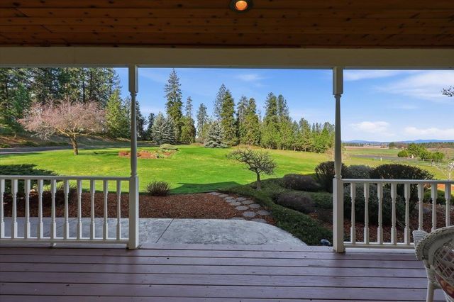 21710 N Saddle Mountain Ln, Colbert, WA 99005