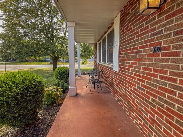 3084 Sawyer Drive, Grove City, OH 43123