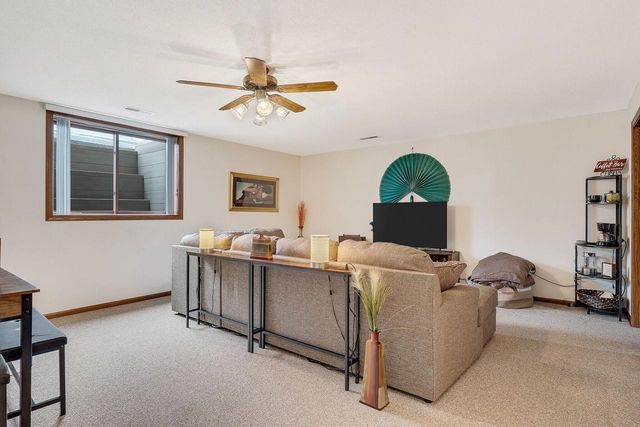 3301 Rosehill PLACE, La Crosse, WI 54601