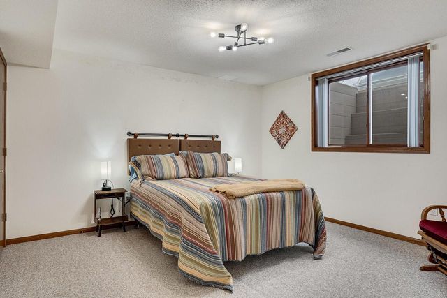 3301 Rosehill PLACE, La Crosse, WI 54601