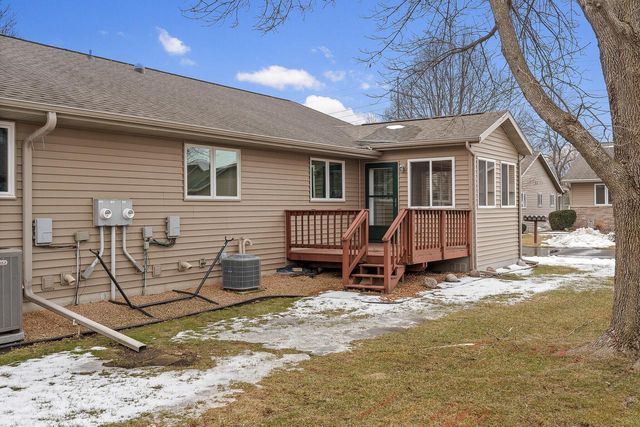 3301 Rosehill PLACE, La Crosse, WI 54601
