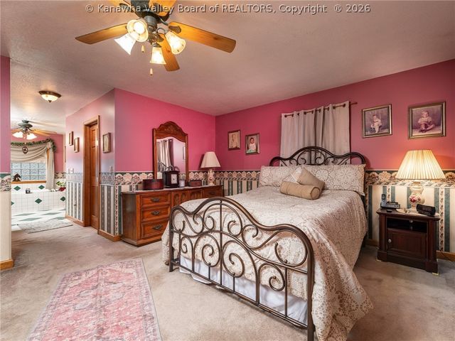 634 Hitch N Go Lane, Elkview, WV 25071