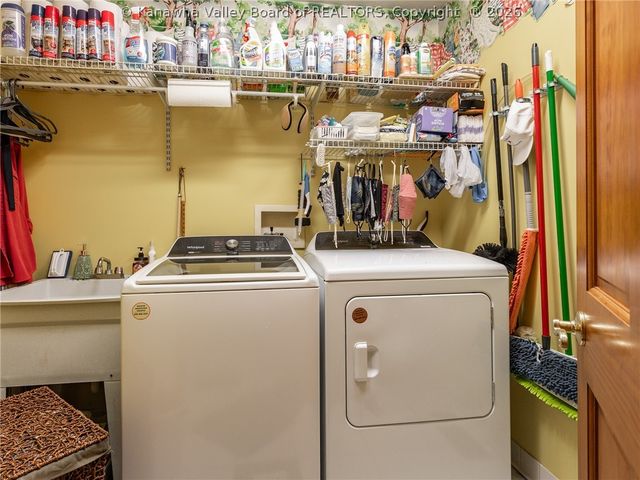 634 Hitch N Go Lane, Elkview, WV 25071