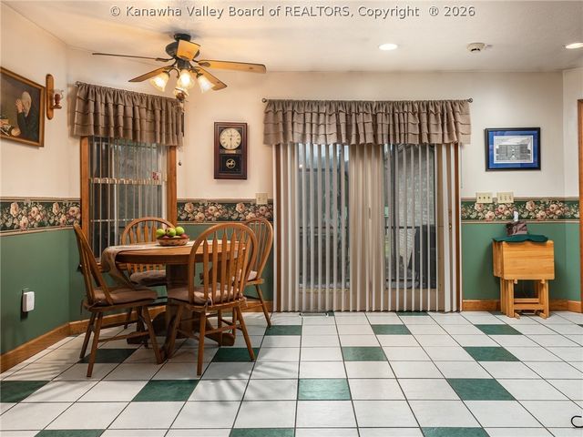 634 Hitch N Go Lane, Elkview, WV 25071