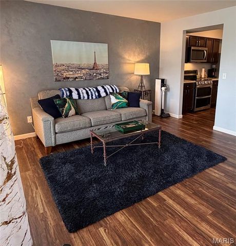 311 Countryshire Drive, Lake St Louis, MO 63367