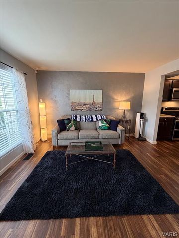 311 Countryshire Drive, Lake St Louis, MO 63367