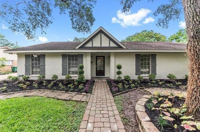 5616 Pine Street, Houston, TX 77081